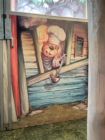 Indoor-Spielanlage Murmeltierversteck im Bergtierpark Blindham